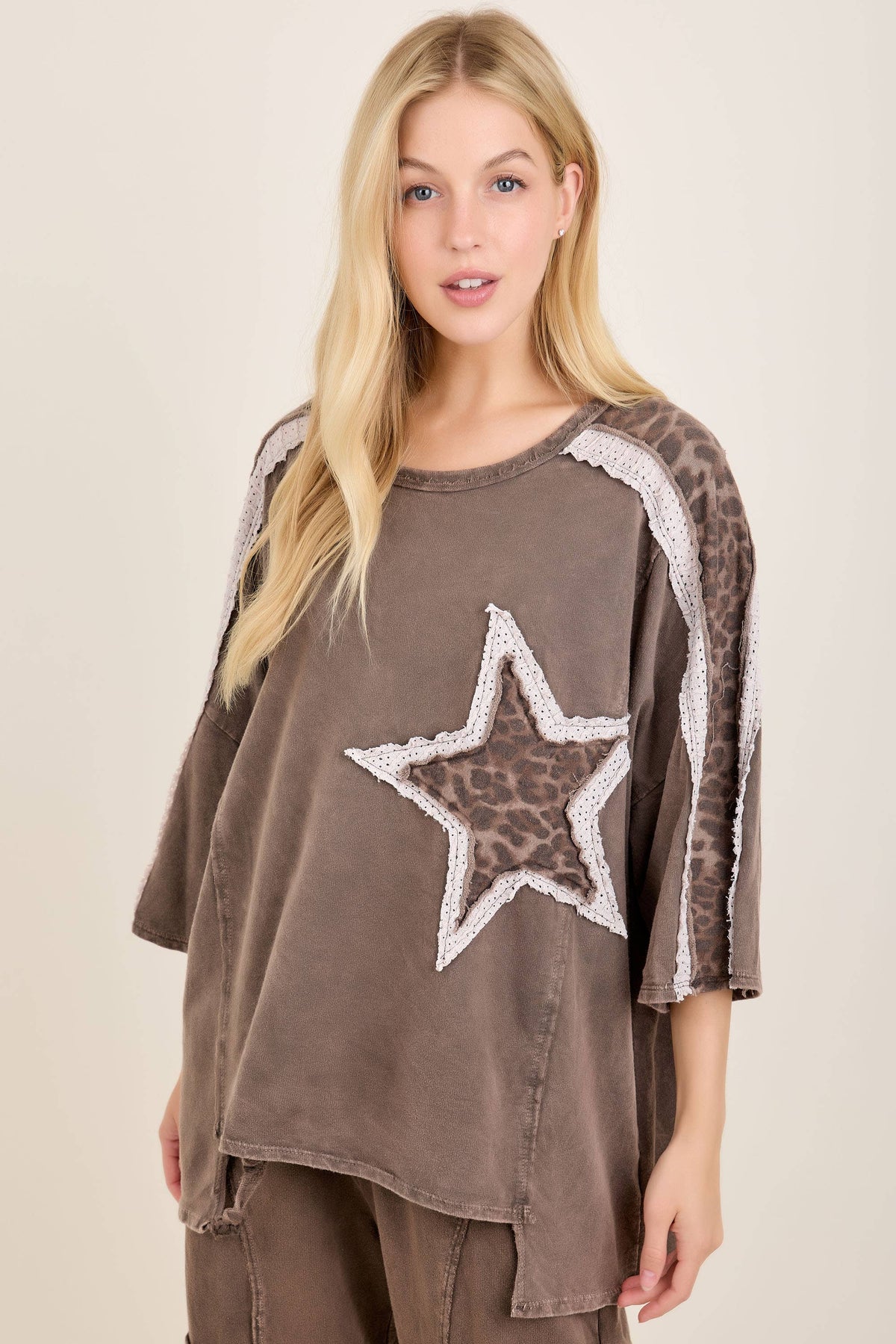 Mineral Washed Leopard Lace Star Patched 3 Quarters Top