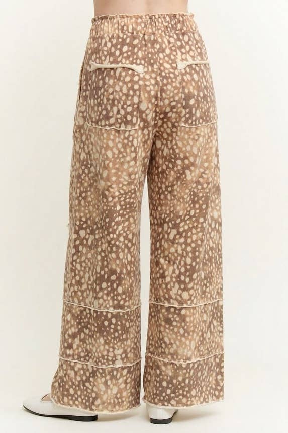 Fawn Washed Cargo Wide Leg pants