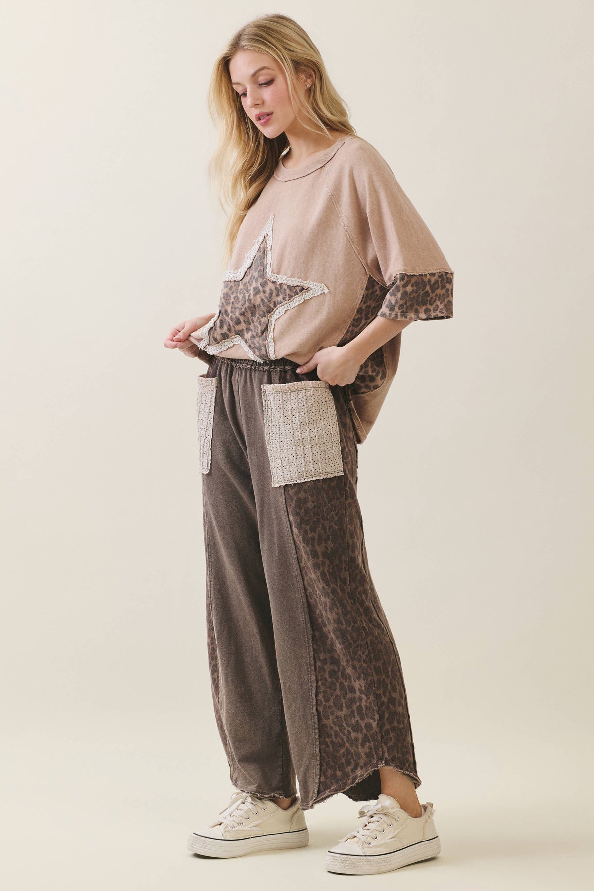 Mineral Washed Leopard Lace pockets Cropped Pants