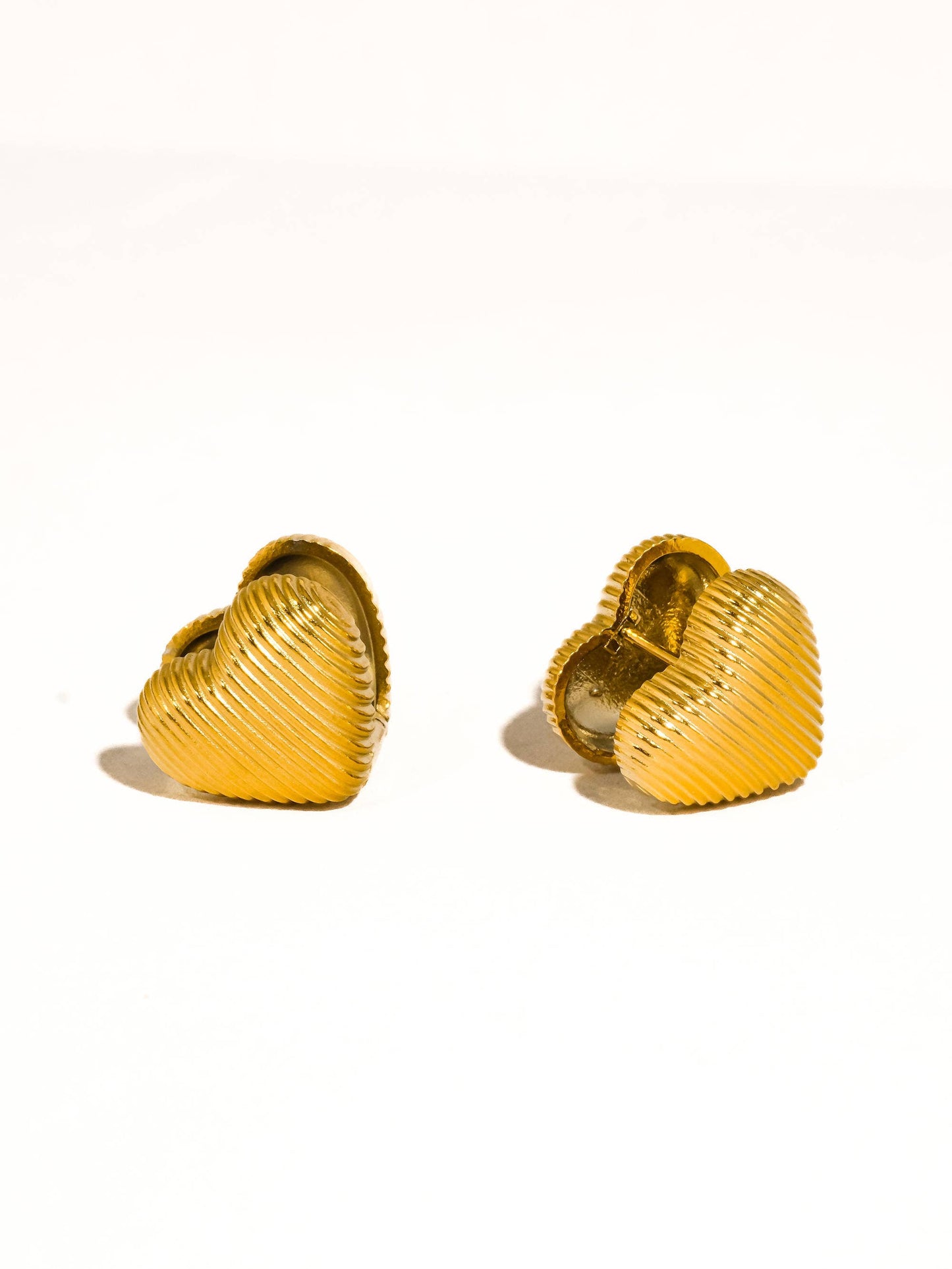 Kylo 18K Gold Non-Tarnish Heart Earring: Yellow Gold