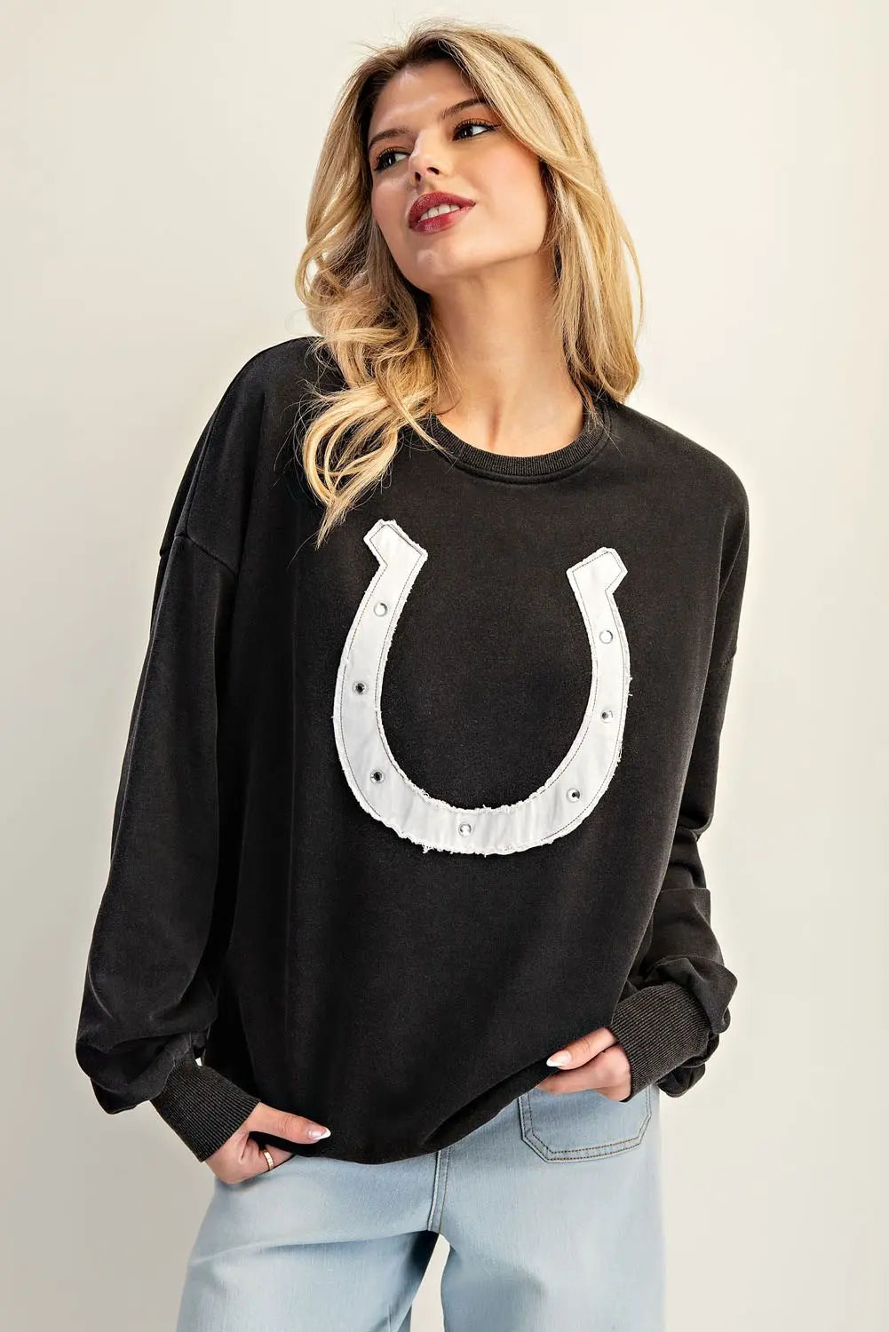 Washed Horseshoe Pullover