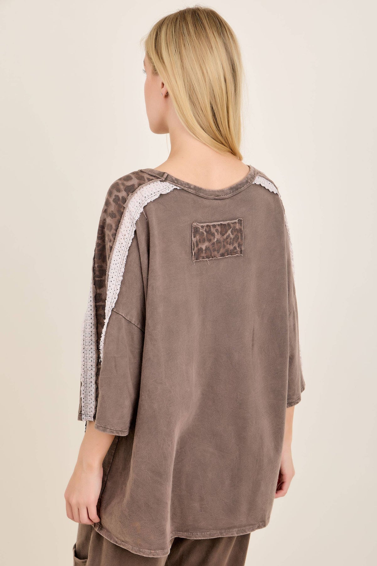 Mineral Washed Leopard Lace Star Patched 3 Quarters Top
