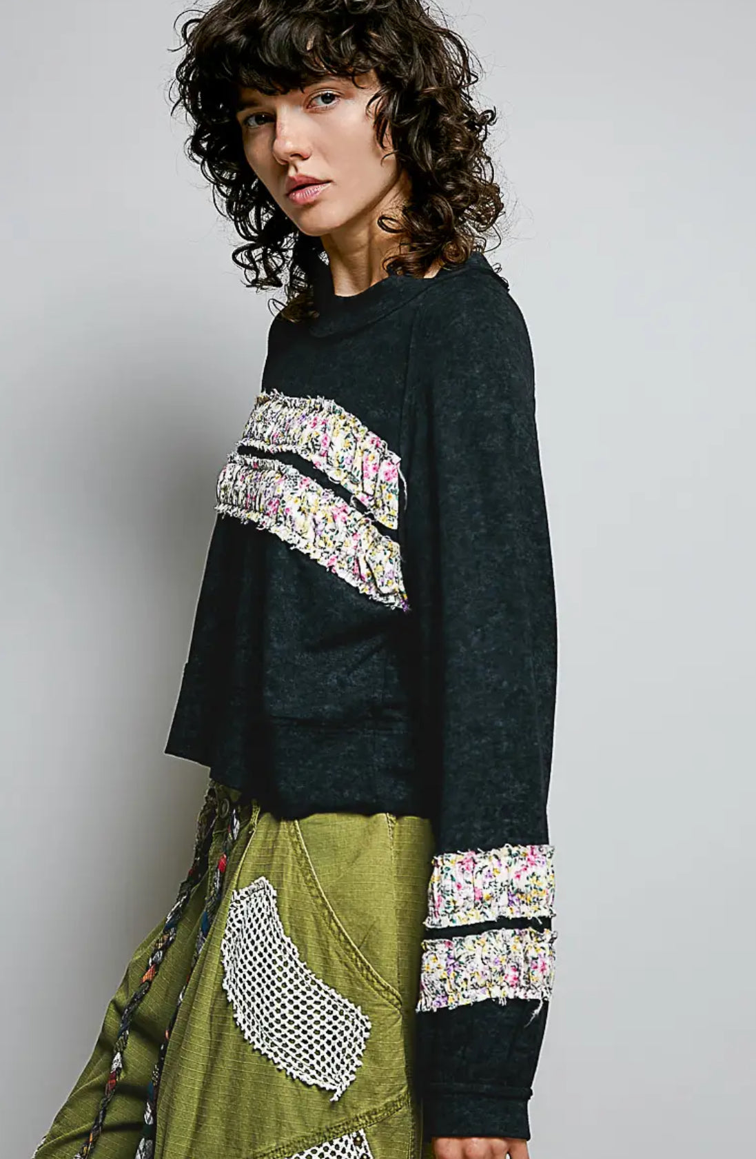 Round Neck Balloon Sleeve Solid Print
Patch Knit Top