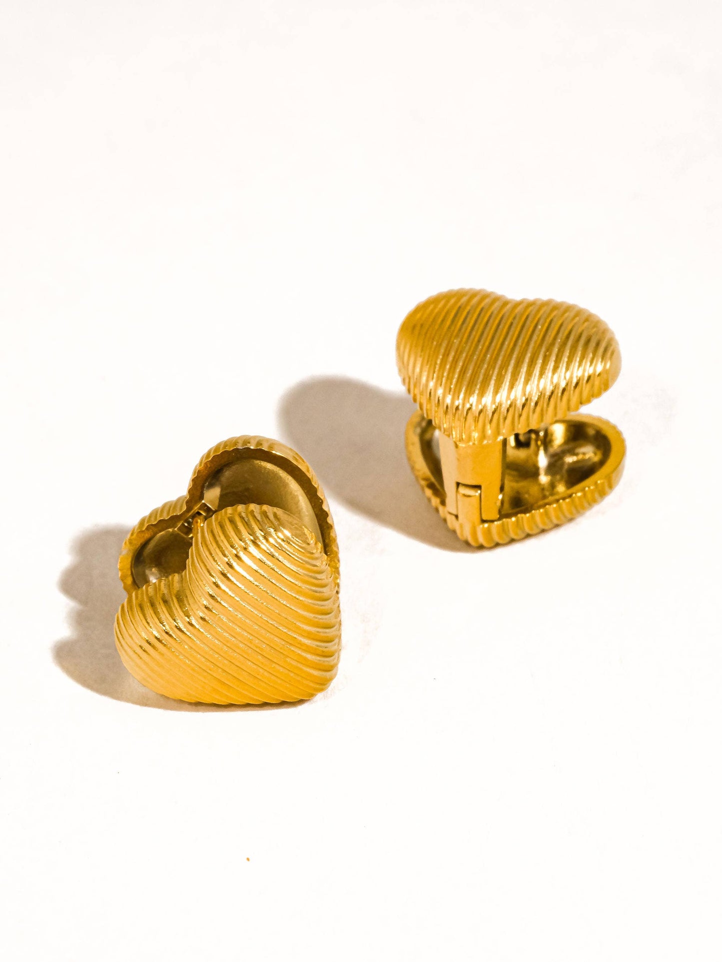 Kylo 18K Gold Non-Tarnish Heart Earring: Yellow Gold