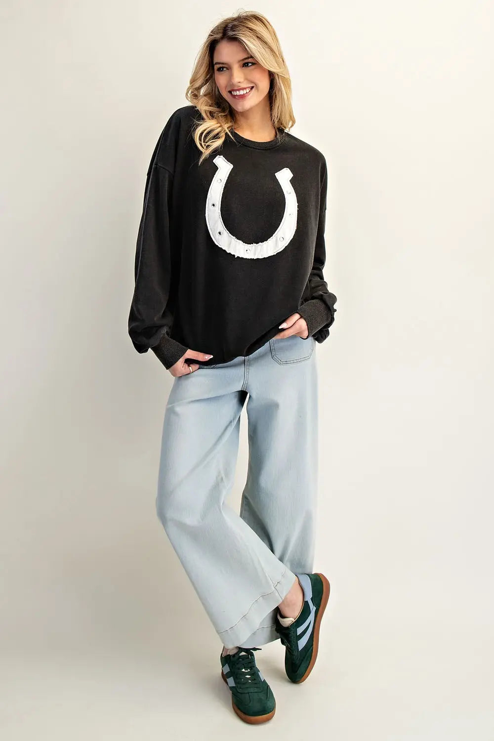 Washed Horseshoe Pullover
