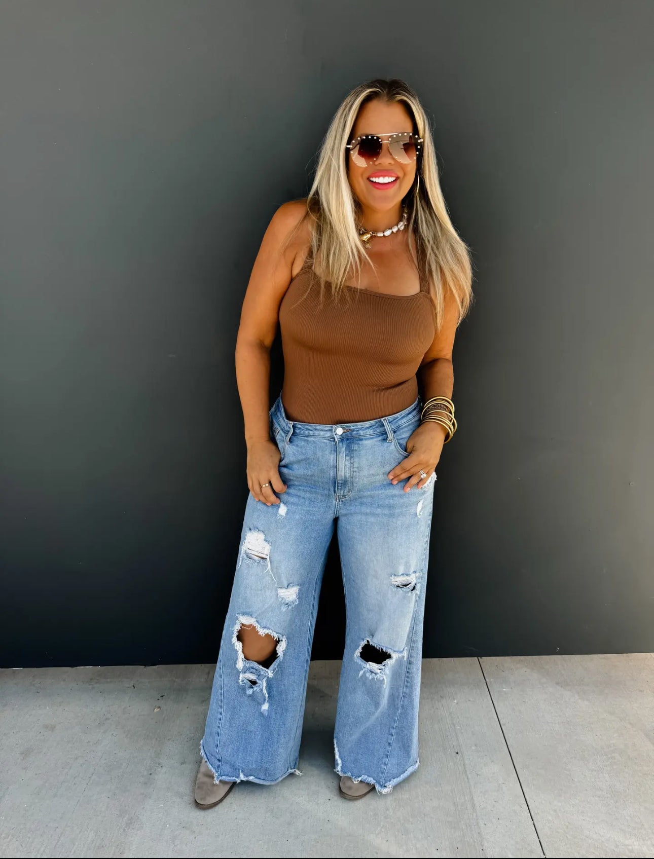 BLAKELY Distressed Dad Jeans