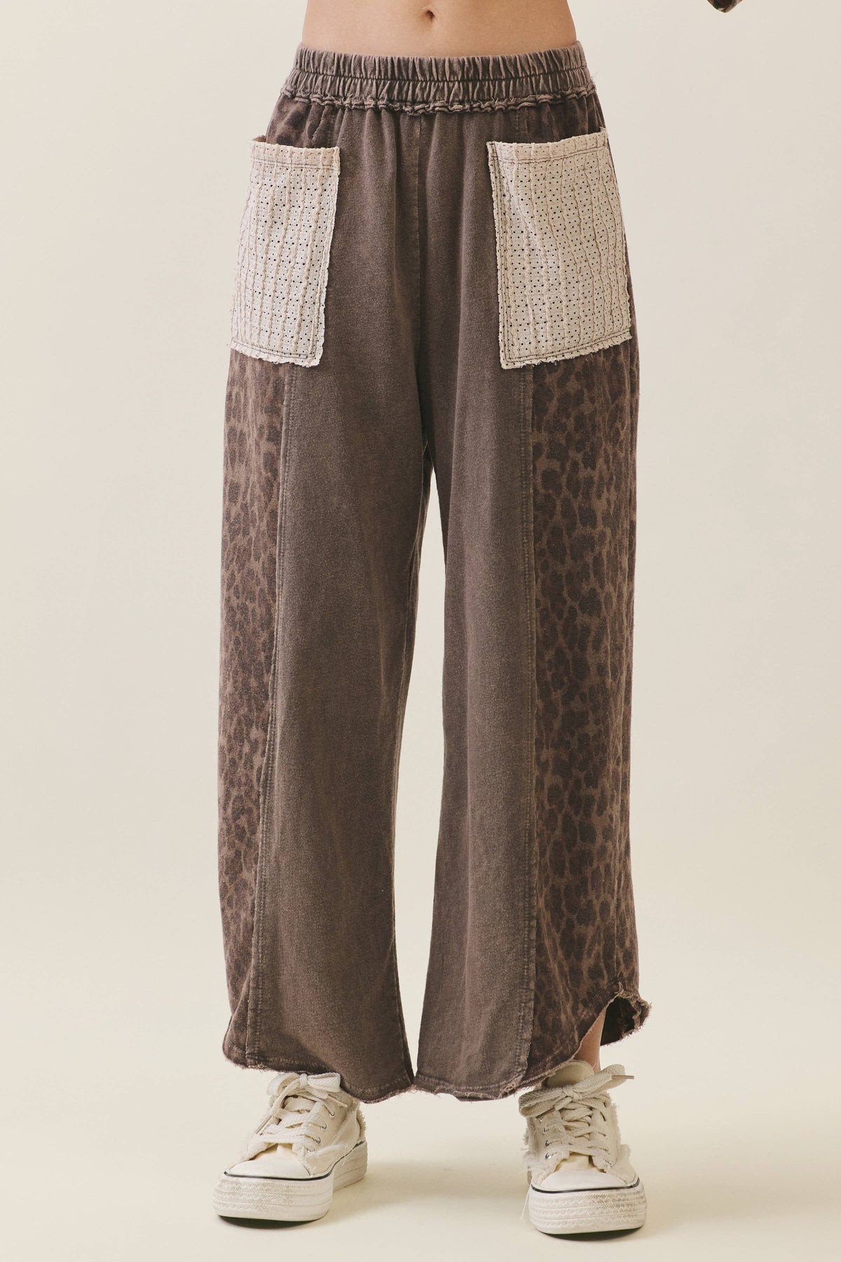 Mineral Washed Leopard Lace pockets Cropped Pants